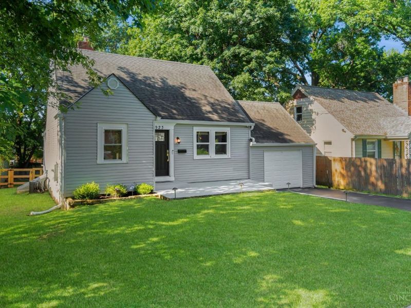 6923 Buckingham Place, Columbia Twp, OH 45227 Photo 4