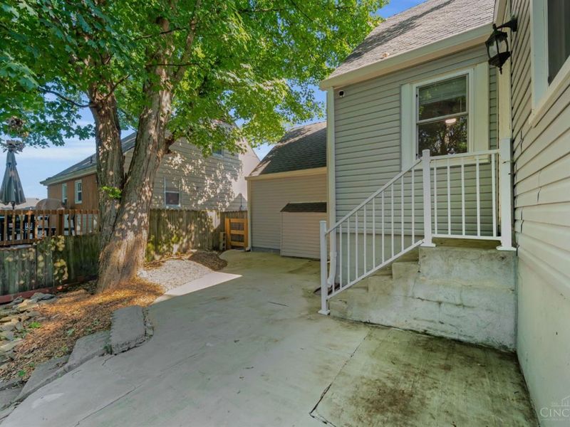 6923 Buckingham Place, Columbia Twp, OH 45227 Photo 51