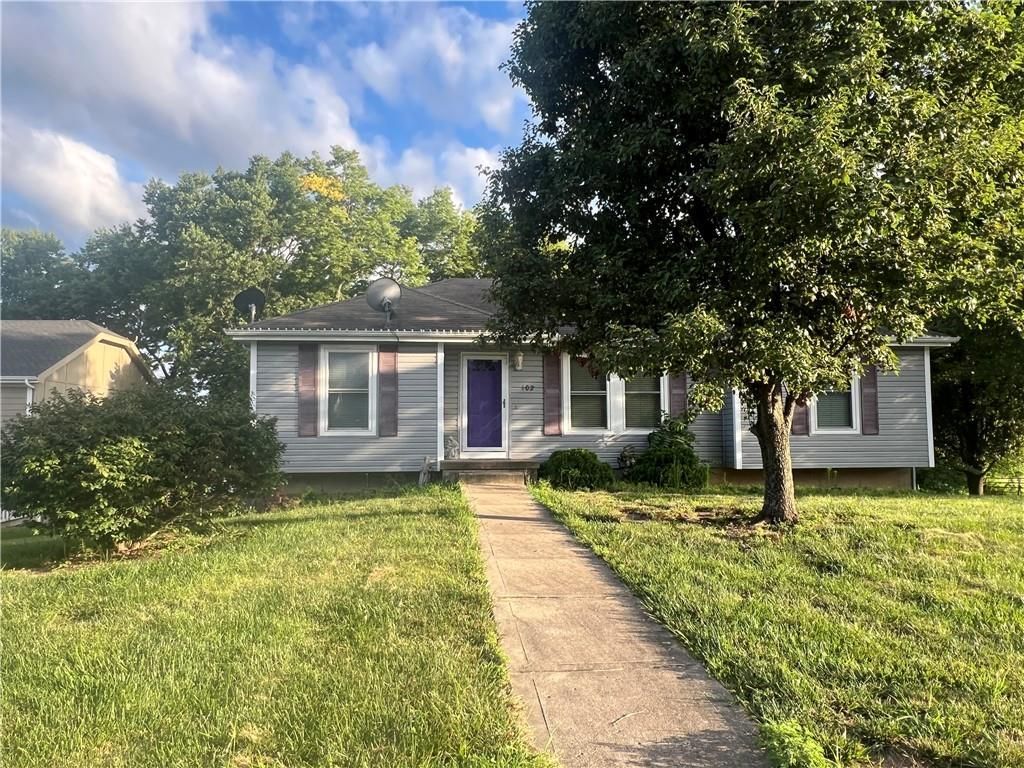 102 Carson Circle, Excelsior Springs, MO 64024 Main Photo