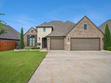 812 N 88th Street, Broken Arrow, OK 74014
