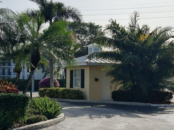 21 Colonial Club Drive, Unit 202, Boynton Beach, FL 33435
