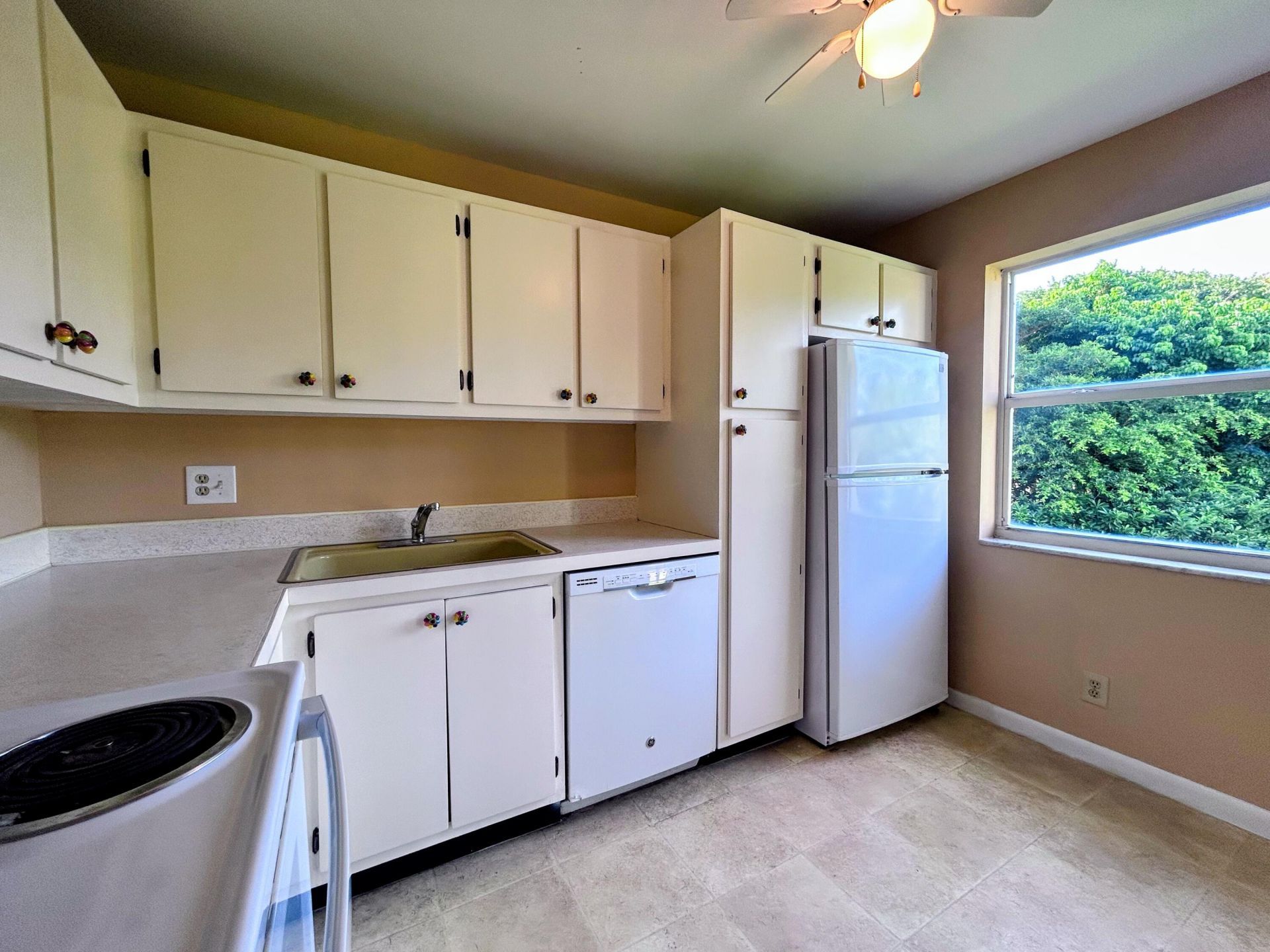 21 Colonial Club Drive, Unit 202, Boynton Beach, FL 33435 Photo