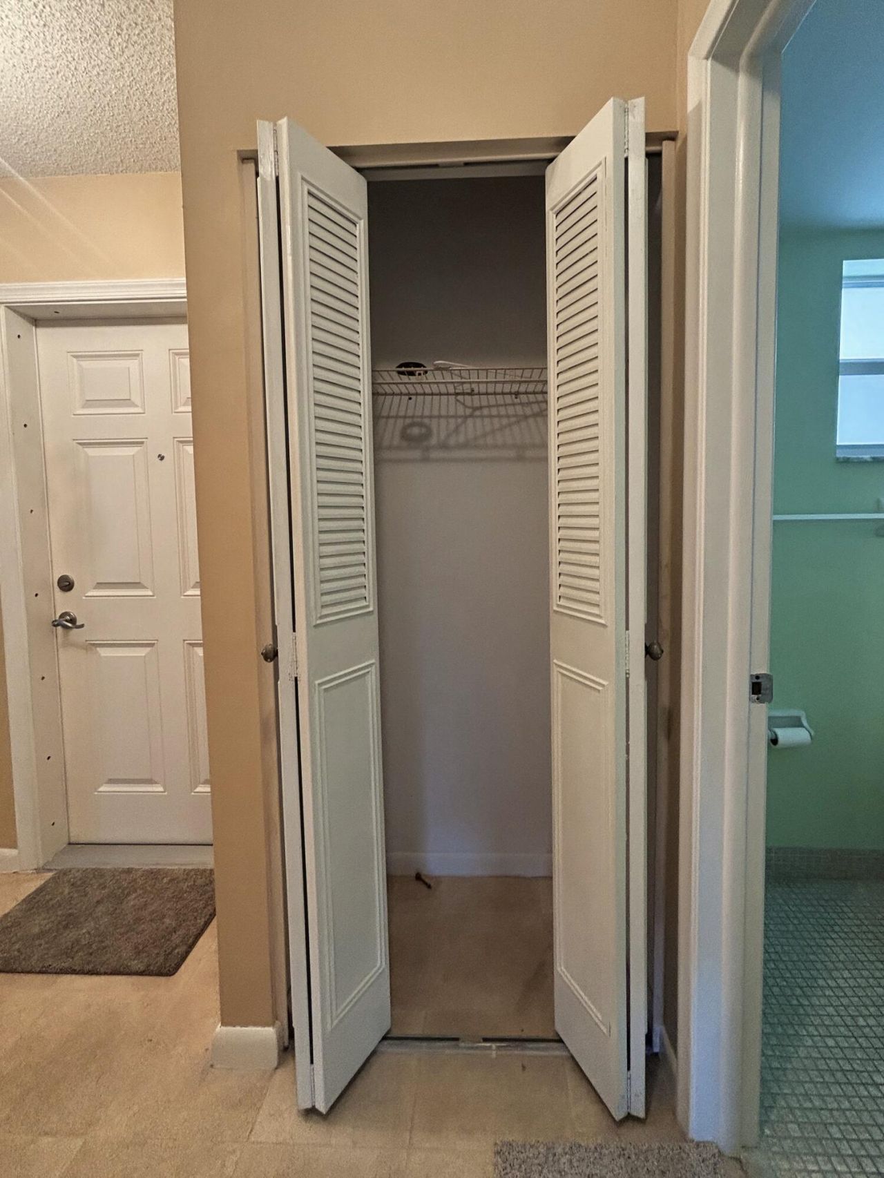 21 Colonial Club Drive, Unit 202, Boynton Beach, FL 33435 Photo