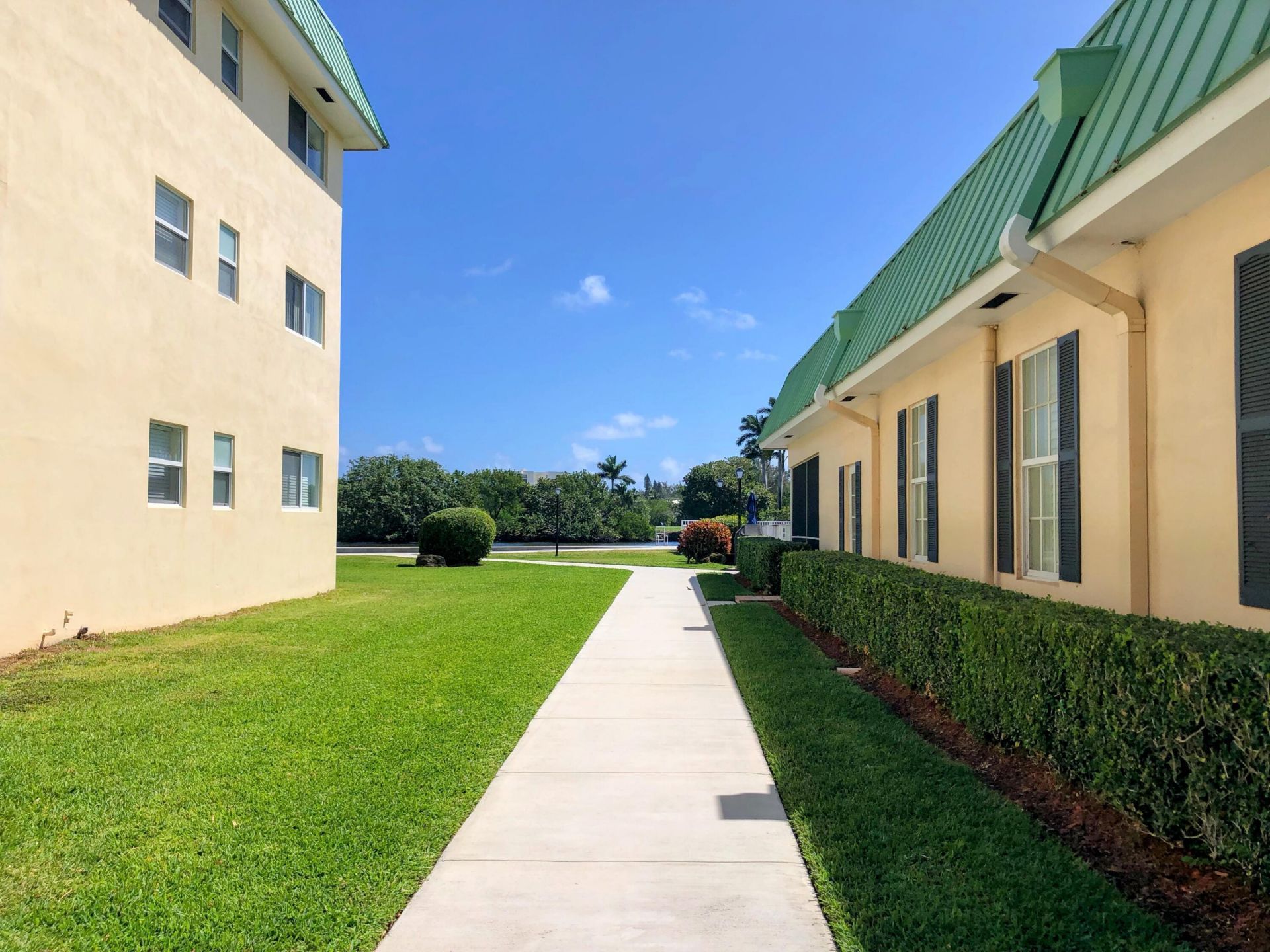 21 Colonial Club Drive, Unit 202, Boynton Beach, FL 33435 Photo