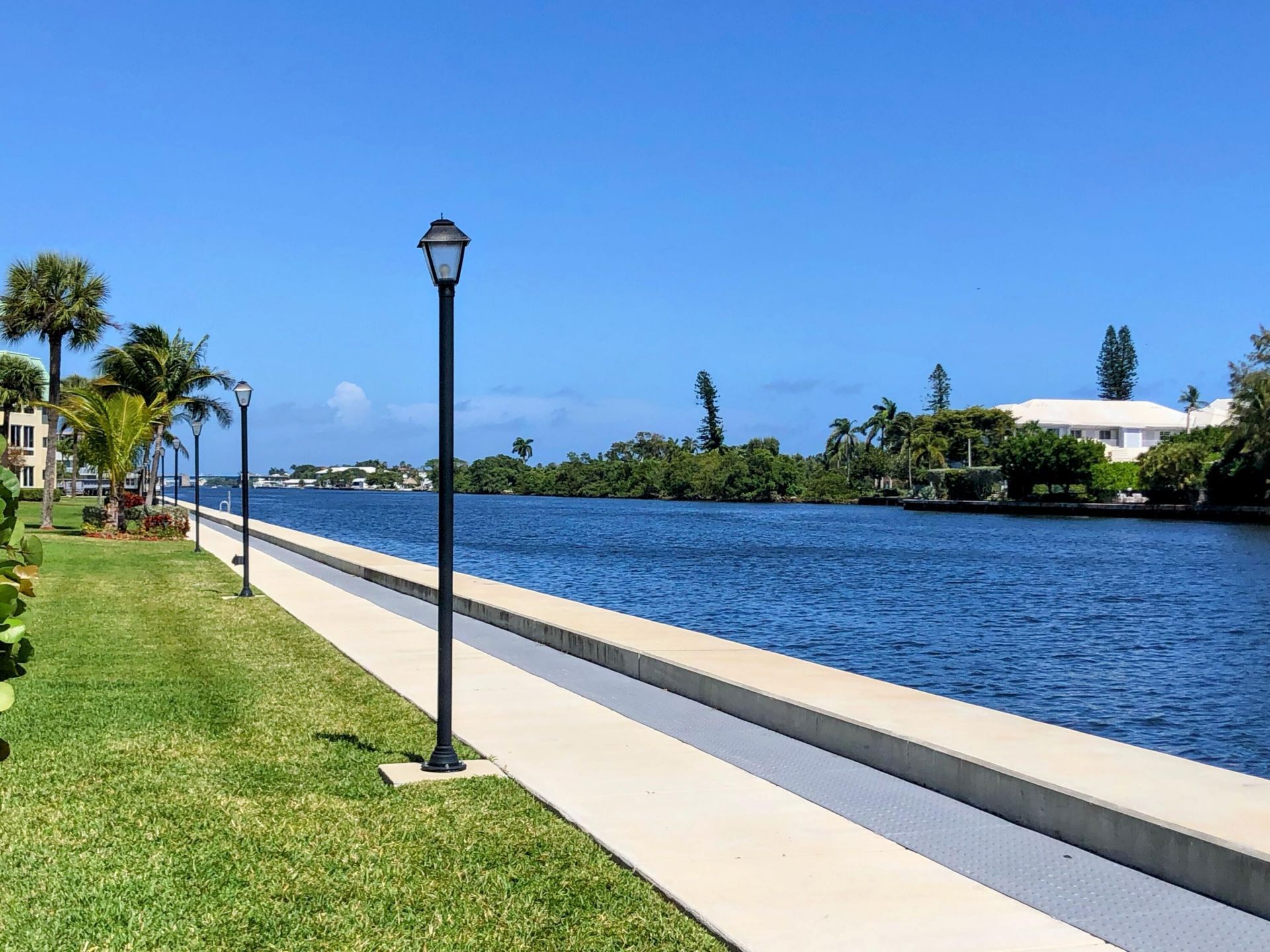 21 Colonial Club Drive, Unit 202, Boynton Beach, FL 33435 Photo