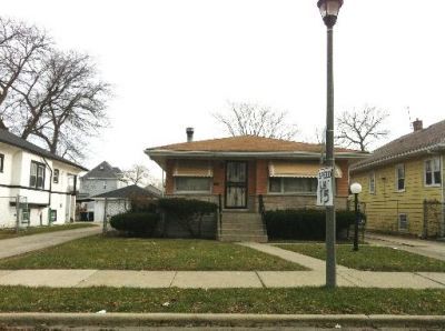 121 S 18TH Avenue, Maywood, IL 60153