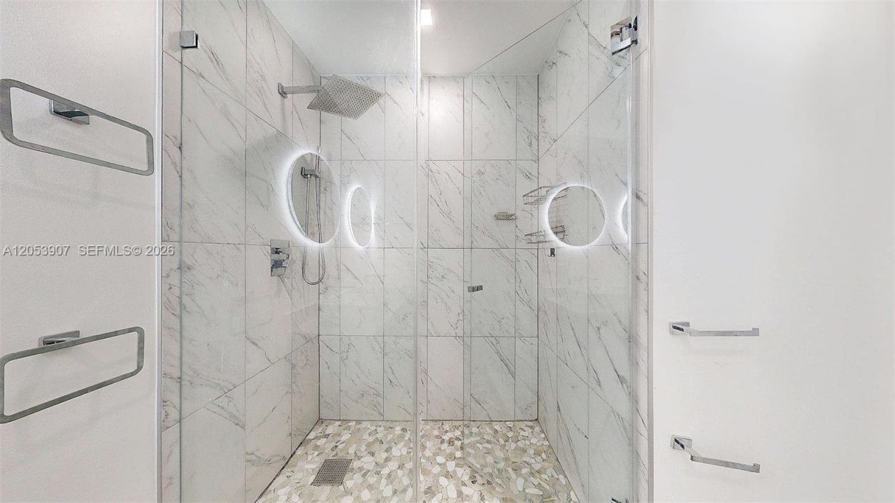 8212 NW 8th Pl , Unit 2, Plantation, FL 33324 Photo