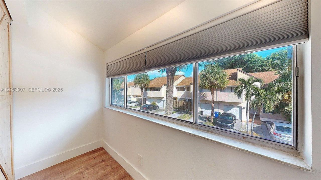 8212 NW 8th Pl , Unit 2, Plantation, FL 33324 Photo