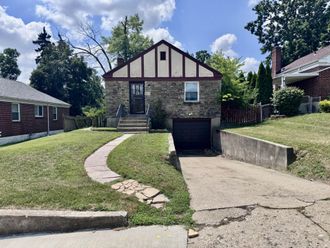 250 Castlewood Avenue Dayton, OH 45405