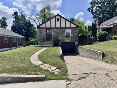 250 Castlewood Avenue, Dayton, OH 45405