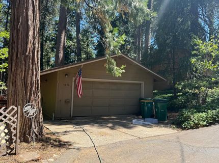 5256 Loch Leven Dr, Pollock Pines, CA 95726 Photo