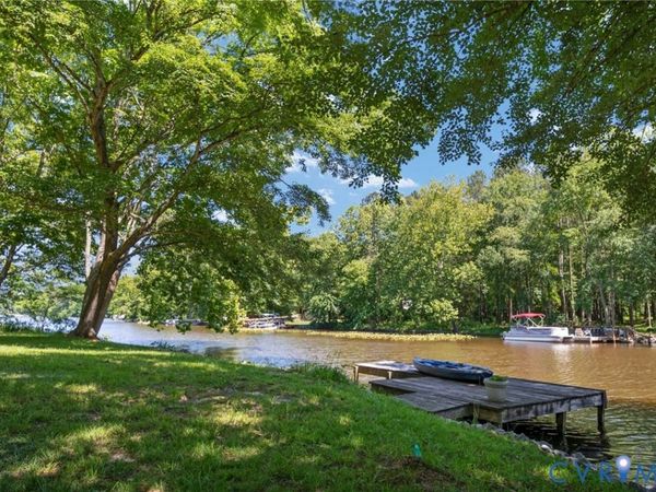 448 Lake Caroline Drive, Ruther Glen, VA 22546