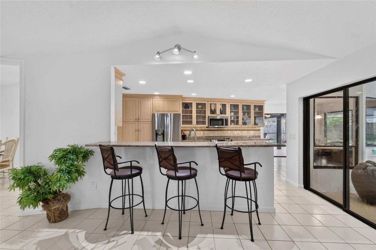 14015 Shady Shores Drive, Tampa, FL 33613 Photo