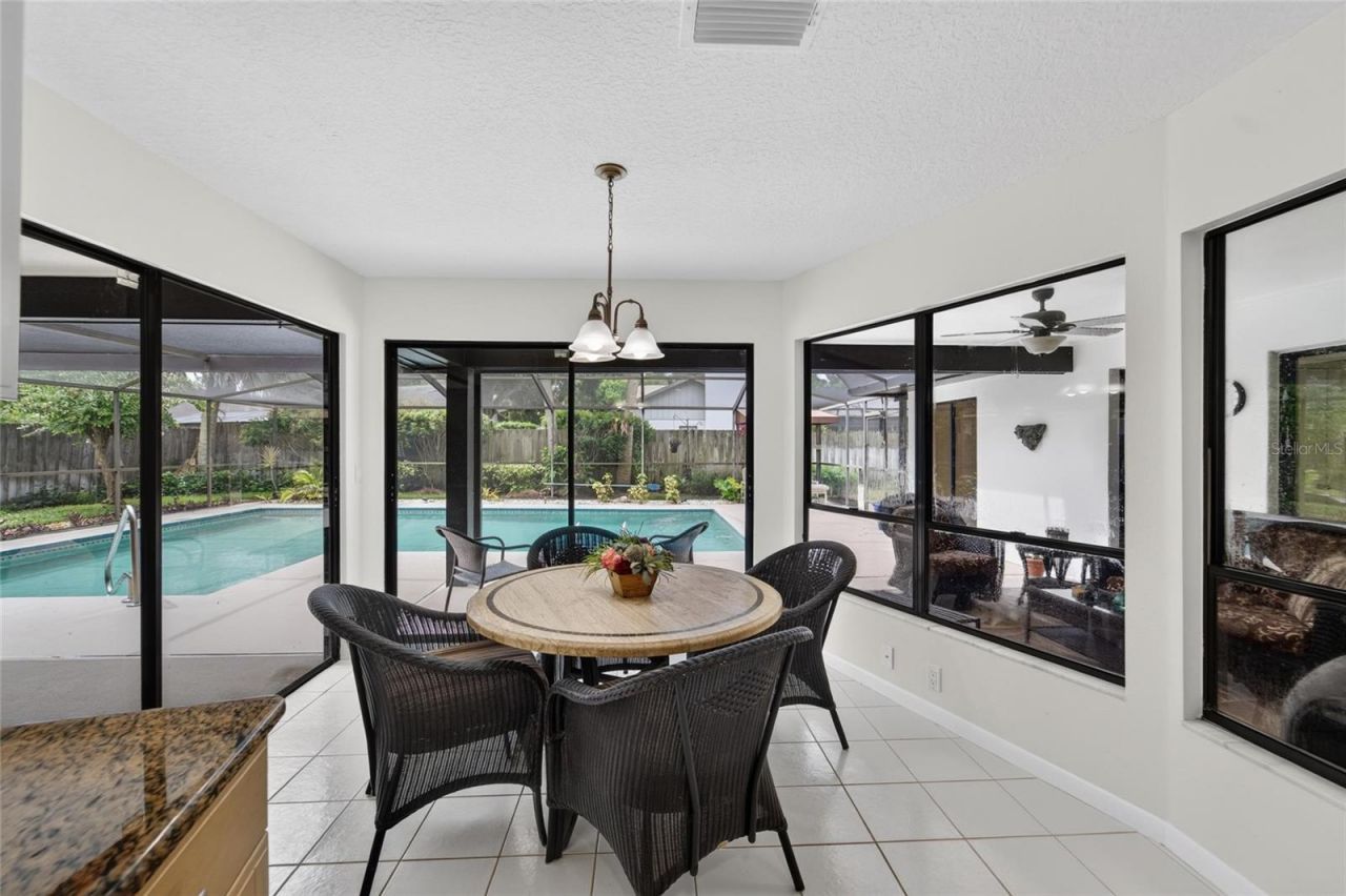14015 Shady Shores Drive, Tampa, FL 33613 Photo