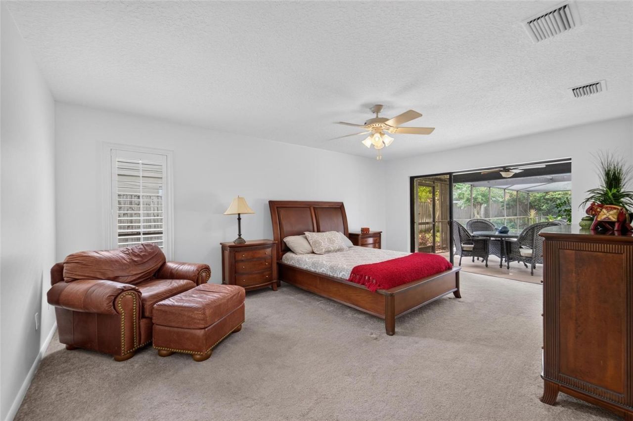 14015 Shady Shores Drive, Tampa, FL 33613 Photo