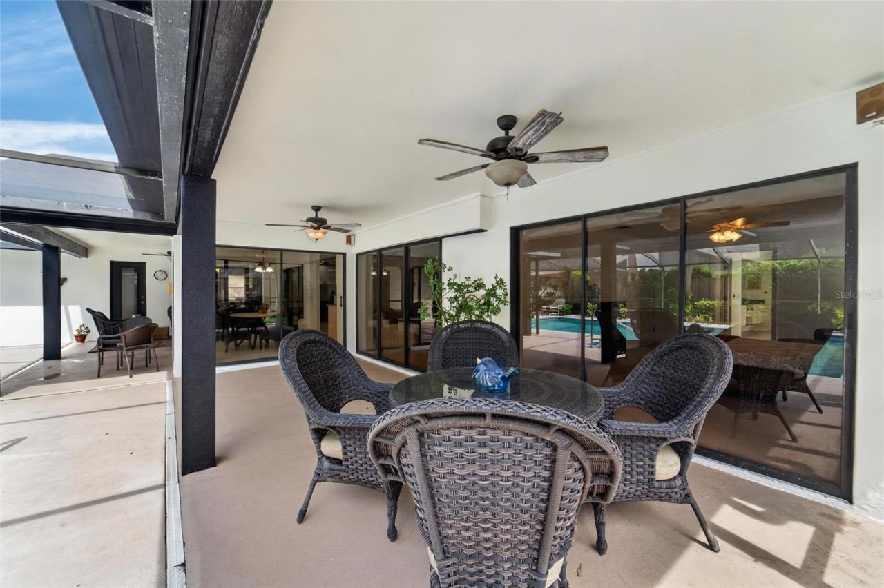 14015 Shady Shores Drive, Tampa, FL 33613 Photo