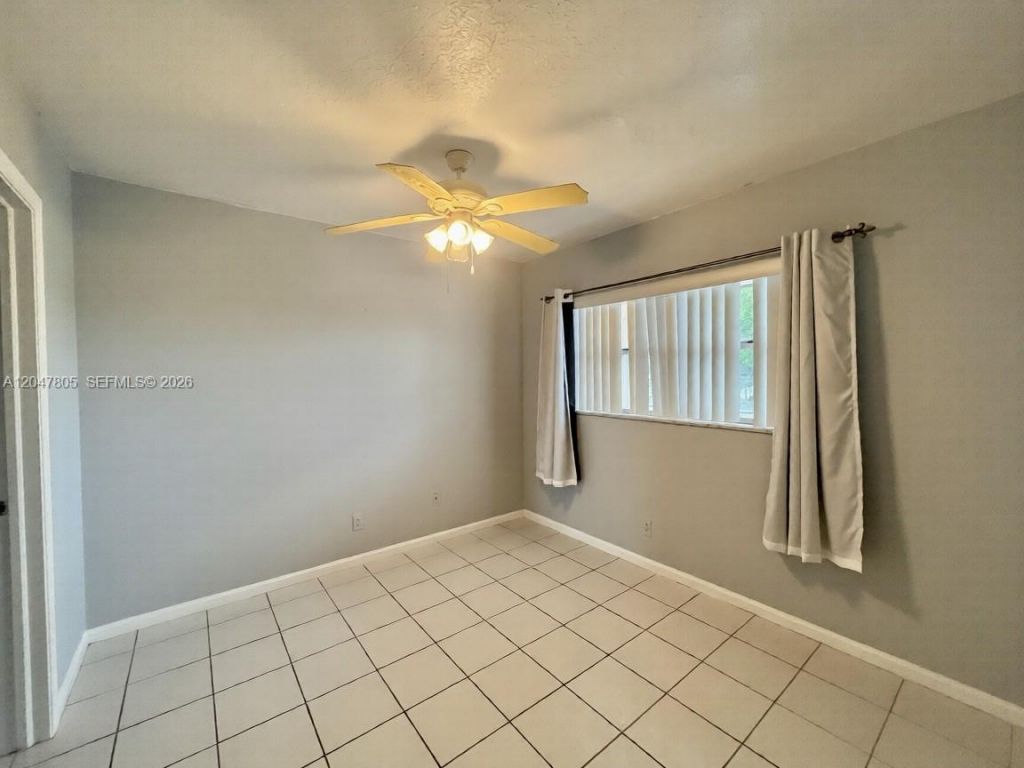 9851 Sandalfoot Blvd , Unit 213, Boca Raton, FL 33428 Photo