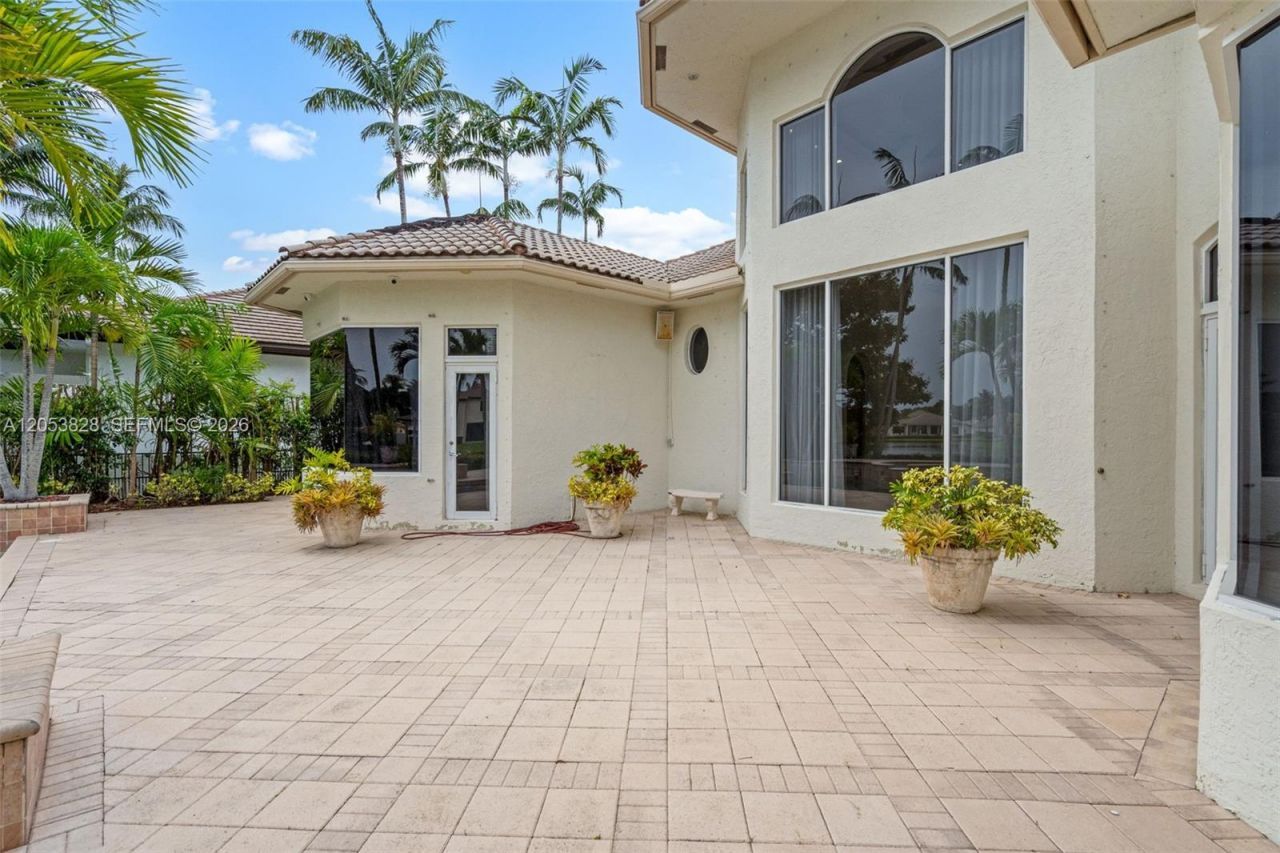 343 Merlin Way , Plantation, FL 33324 Photo