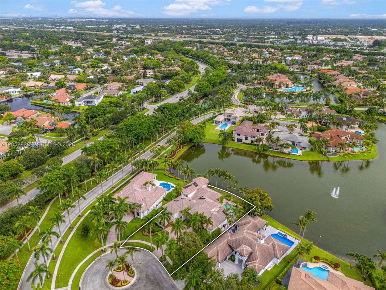 343 Merlin Way , Plantation, FL 33324 Photo