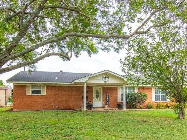 1909 4th Street , Brownwood, TX 76801