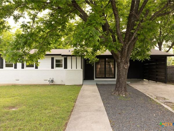 22 Steele Street , Lampasas, TX 76550
