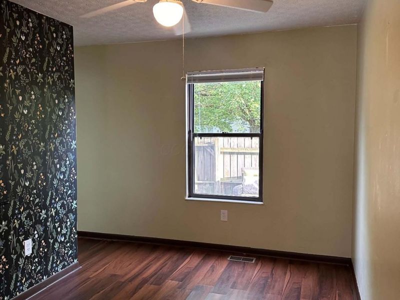 2295 Laurelwood Drive, Columbus, OH 43229 Photo 7