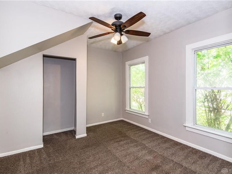 2744 S Smithville Rd, Dayton, OH 45420 Photo 14