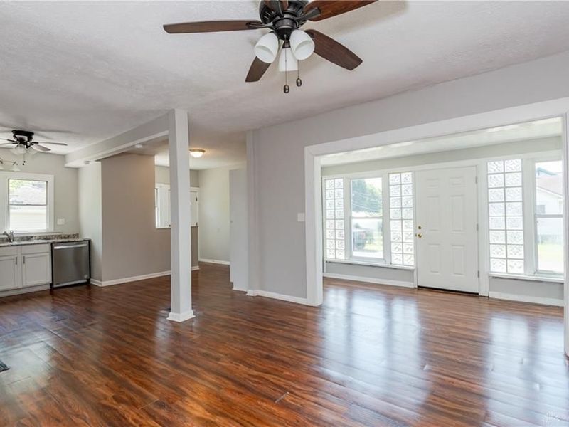 2744 S Smithville Rd, Dayton, OH 45420 Photo 7