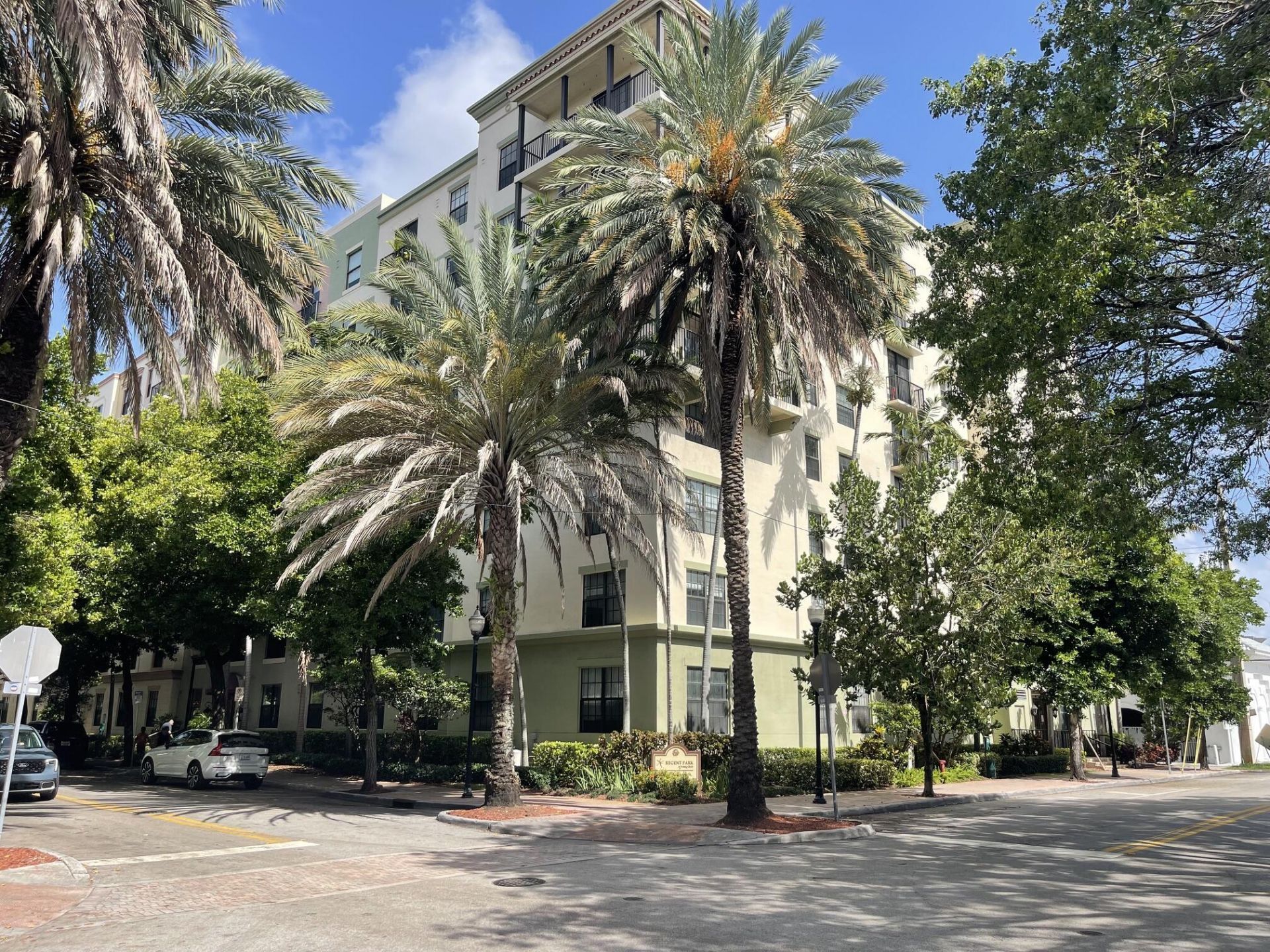 1919 Van Buren Street, Unit 109A, Hollywood, FL 33020 Photo