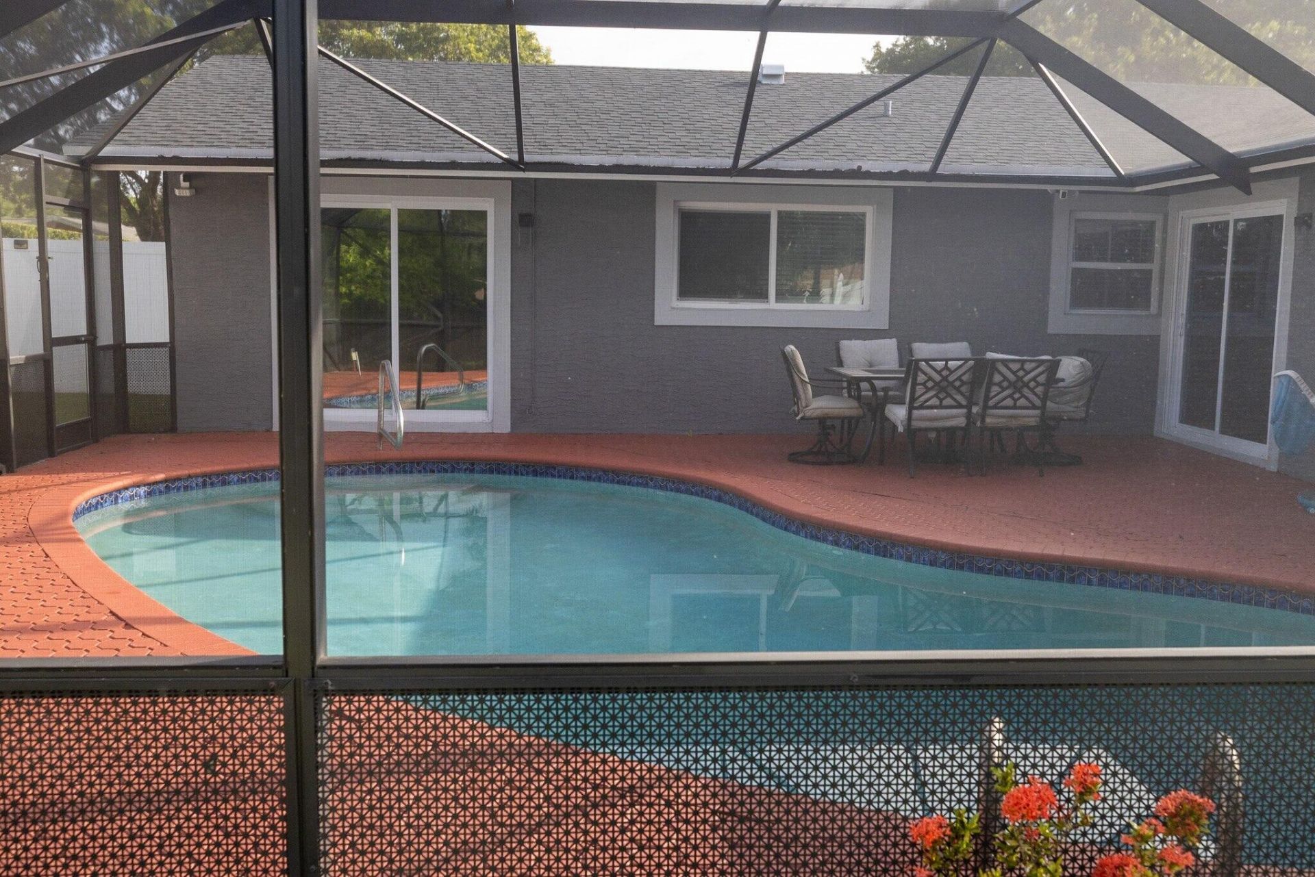 2045 Pinehurst Drive, West Palm Beach, FL 33407 Photo