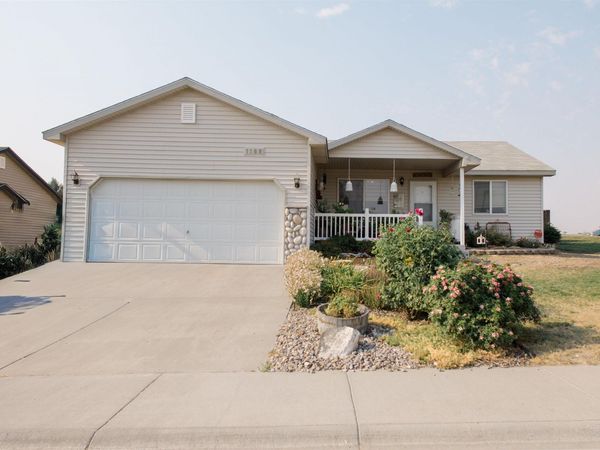 1188 NE Rockridge, Mountain Home, ID 83647