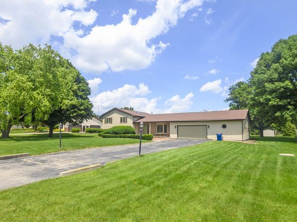 Shorewood, IL 60404