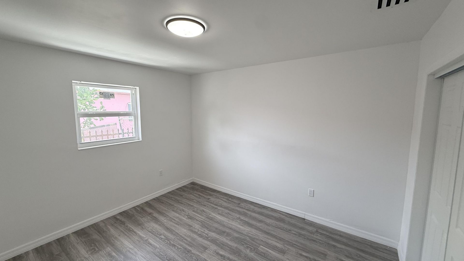 1063 NW 108th Terrace, Miami, FL 33168 Photo