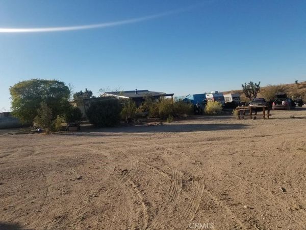 18501 Fort Tejon Road, Llano, CA 93544