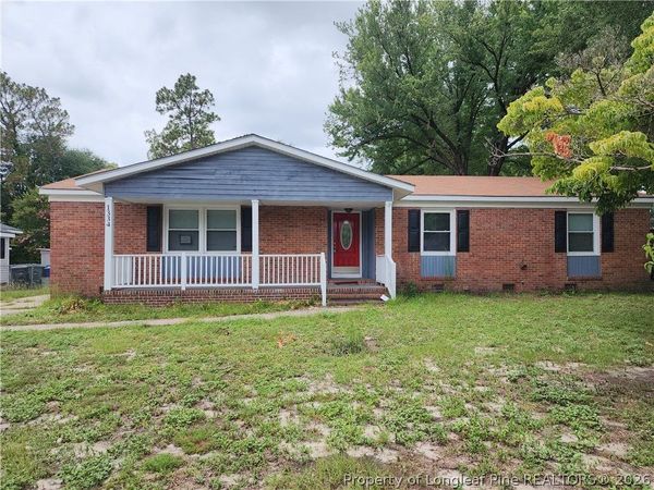 1334 Camelot Drive, Fayetteville, NC 28304