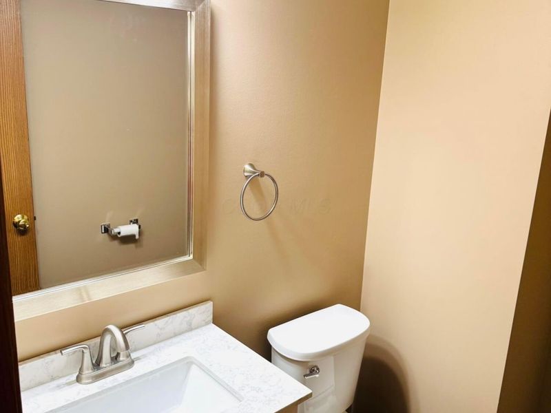 261 Westmark Court, Galloway, OH 43119 Photo 10