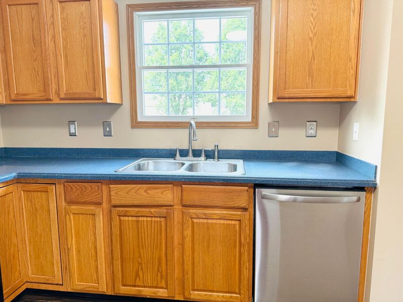 261 Westmark Court, Galloway, OH 43119 Photo 16