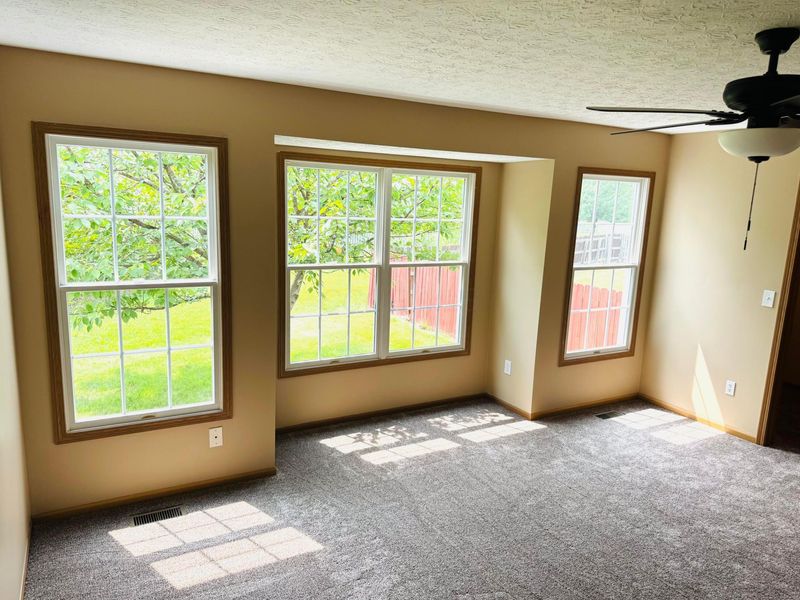 261 Westmark Court, Galloway, OH 43119 Photo 18