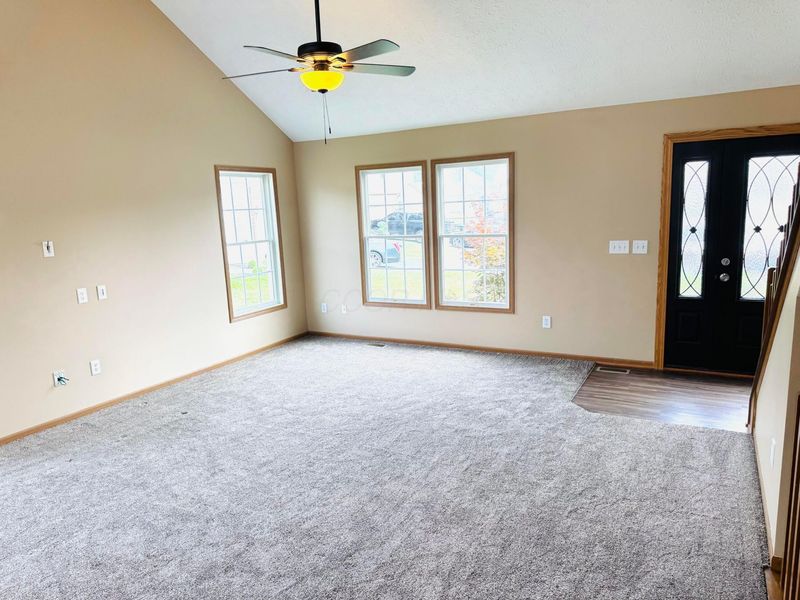 261 Westmark Court, Galloway, OH 43119 Photo 7