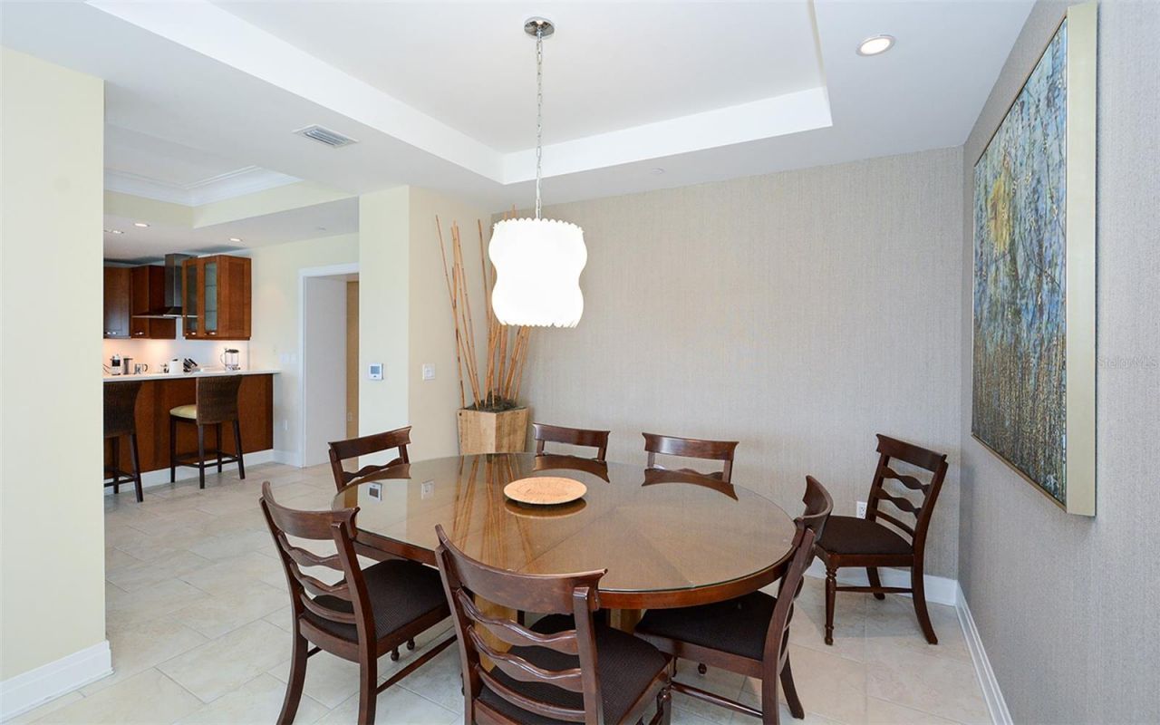915 Seaside Drive , Unit 613, Weeks, Sarasota, FL 34242 Photo