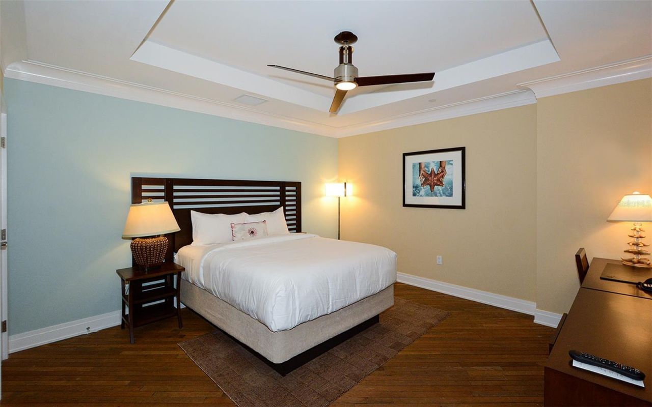 915 Seaside Drive , Unit 613, Weeks, Sarasota, FL 34242 Photo