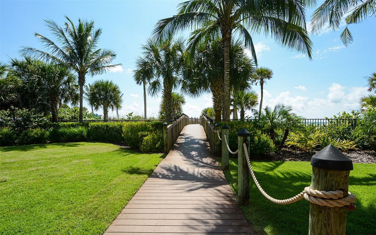 915 Seaside Drive , Unit 613, Weeks, Sarasota, FL 34242 Photo