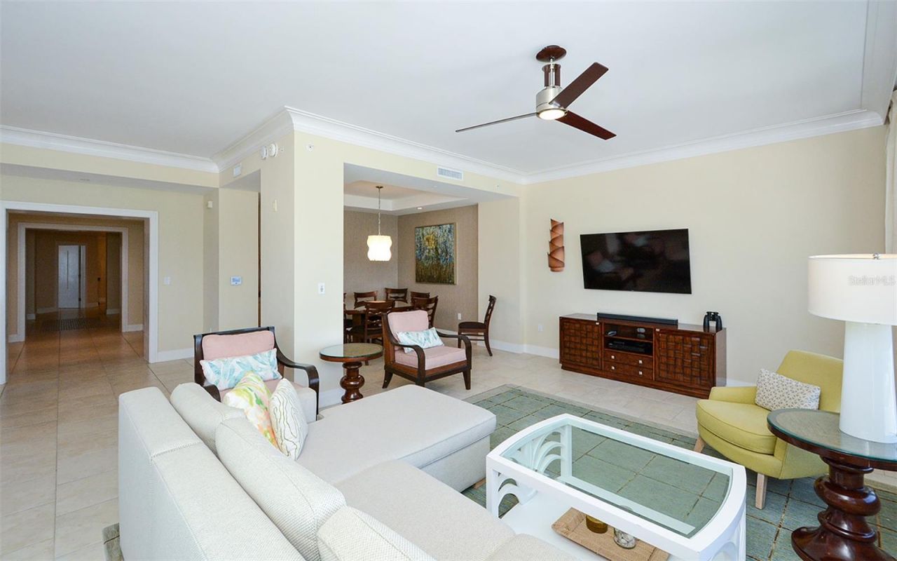 915 Seaside Drive , Unit 613, Weeks, Sarasota, FL 34242 Photo