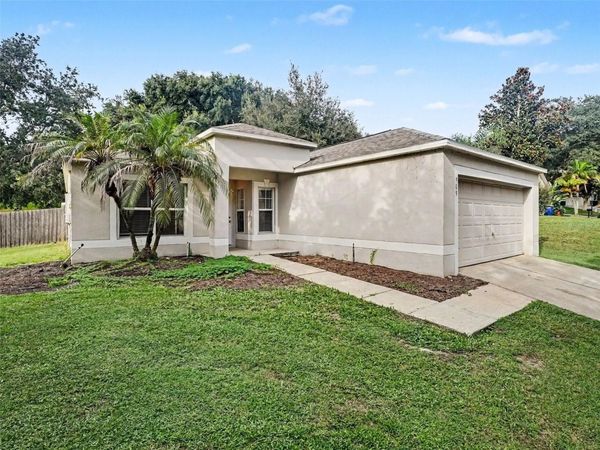 909 BRISTLE CONE COURT, MINNEOLA, FL 34715