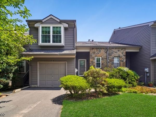 1 Brookline Ct, Montgomery, NJ 08540