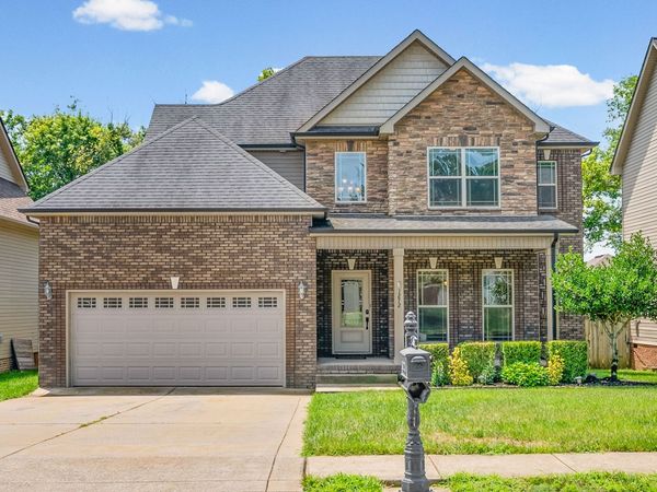 1272 Brigade Dr , Clarksville, TN 37043