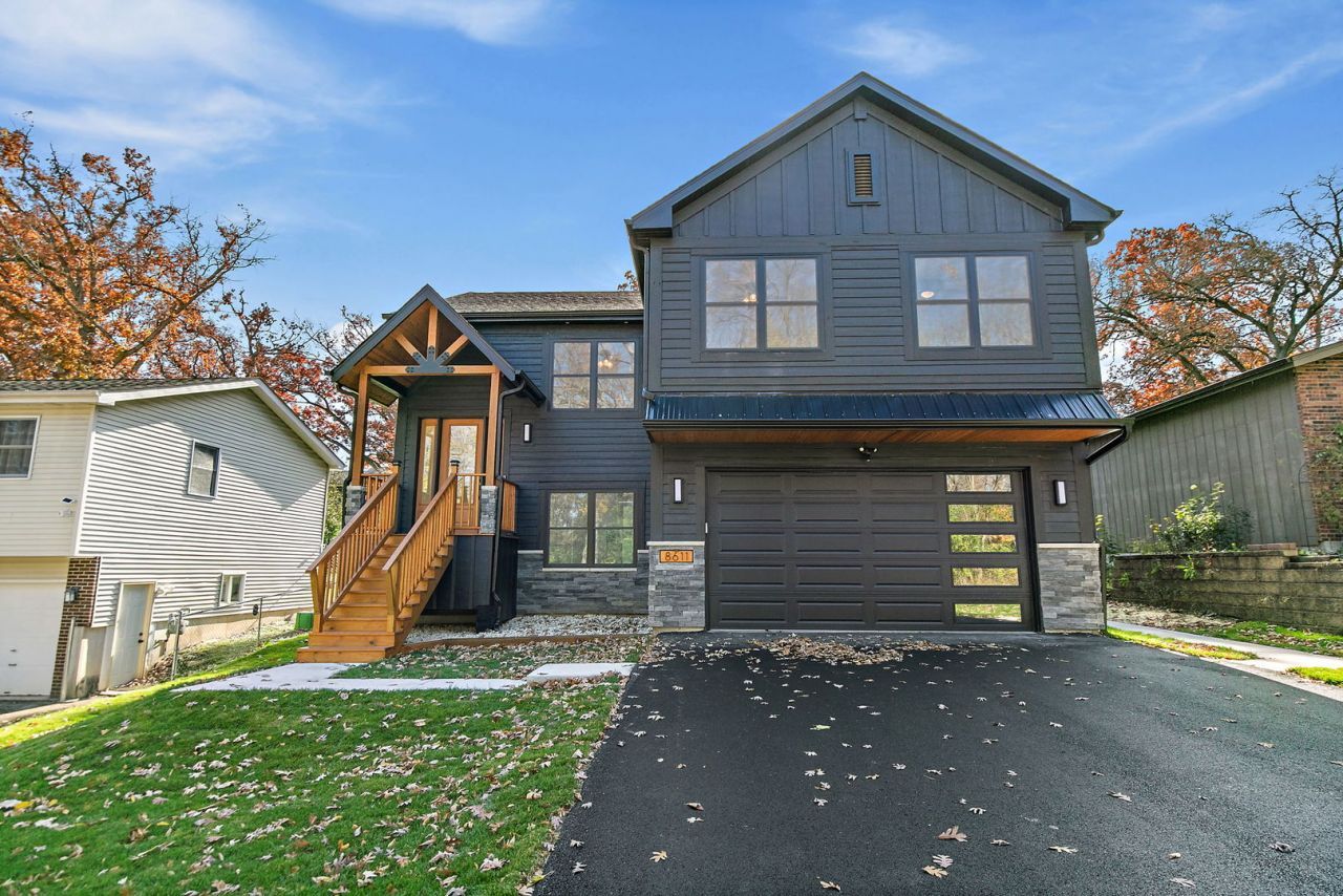 8611 Dorr Road , Wonder Lake, IL 60097