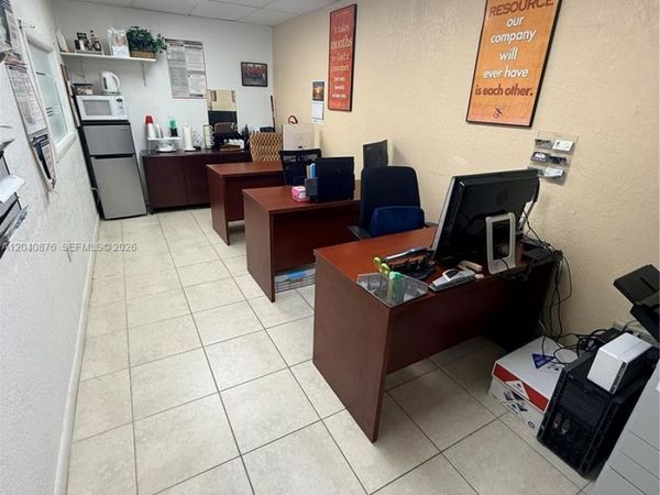 610 NW 183rd St , Unit 207, Miami Gardens, FL 33169