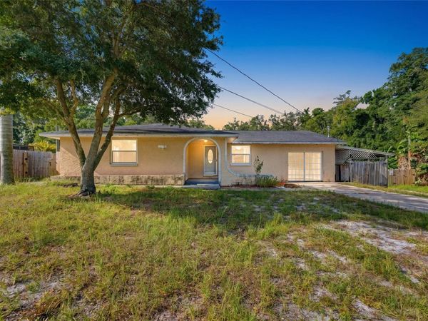 1116 E OAKWOOD STREET , TARPON SPRINGS, FL 34689