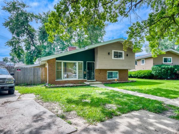 15318 Hastings Drive, Dolton, IL 60419